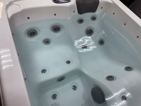 Гидромассажный спа-бассейн JNJ Spas Elegant Eco SPA-347 / Выставочный образец